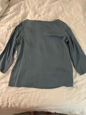 Vince Silk Blend Dusty Blue Boatneck 3/4 Sleeve Blouse | Size L